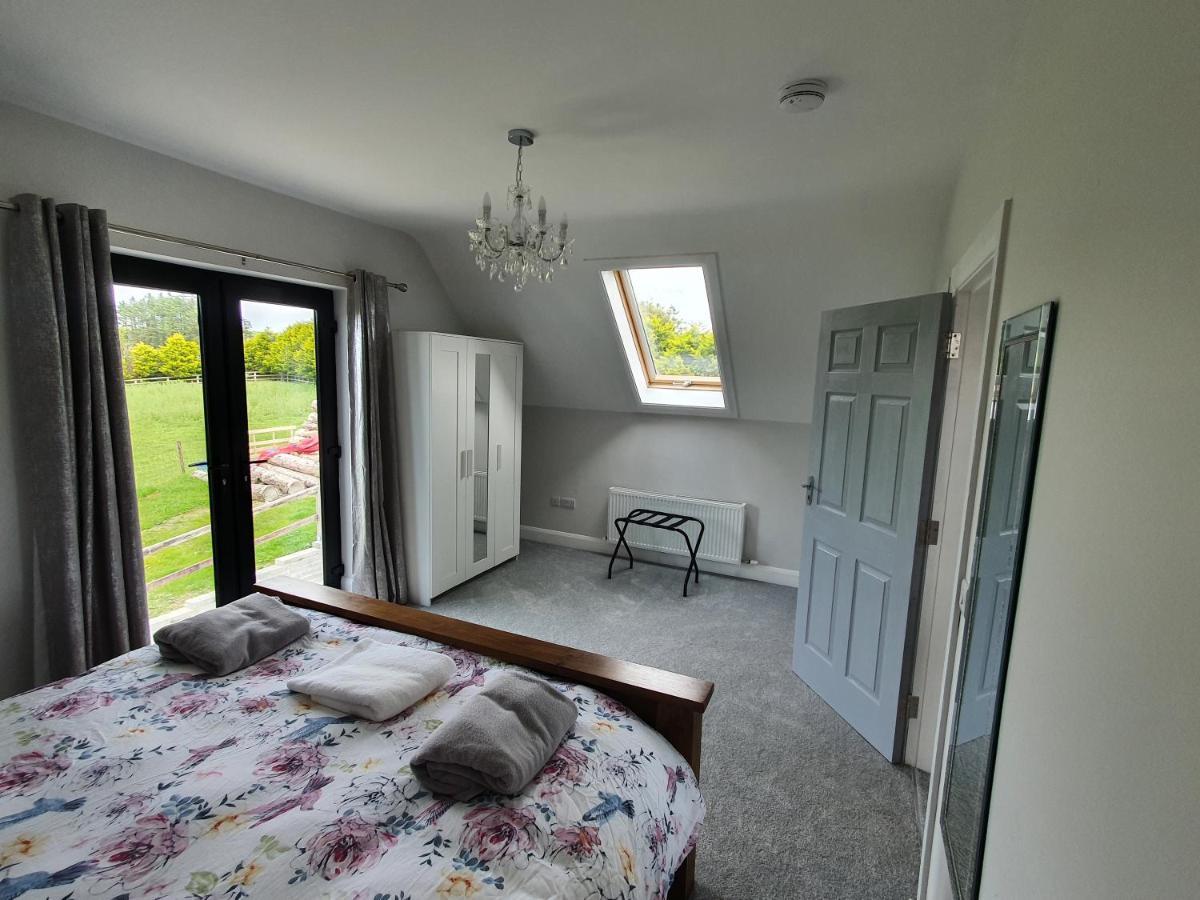 N0 2 Greystones Clock Tower Lodge Leap Eksteriør billede